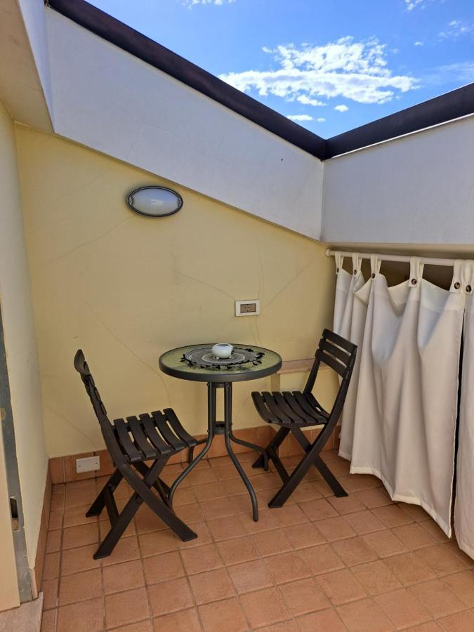 Appartement Mansarda Di Grazy à Citta Sant'Angelo Extérieur photo